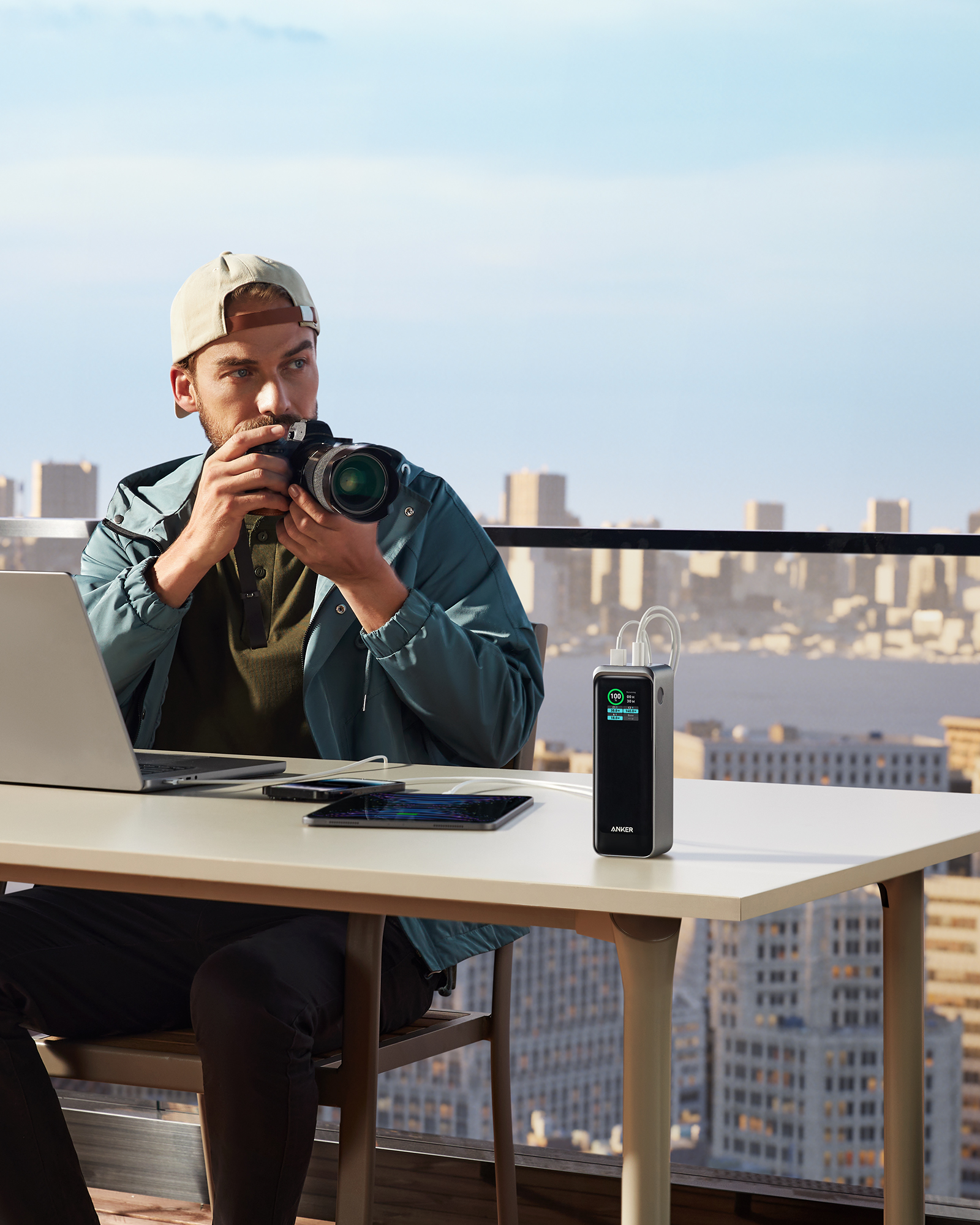 5_eksterni-punjac-a1340011-anker-737-power-bank-b2c-un-black-iteration-1-200220