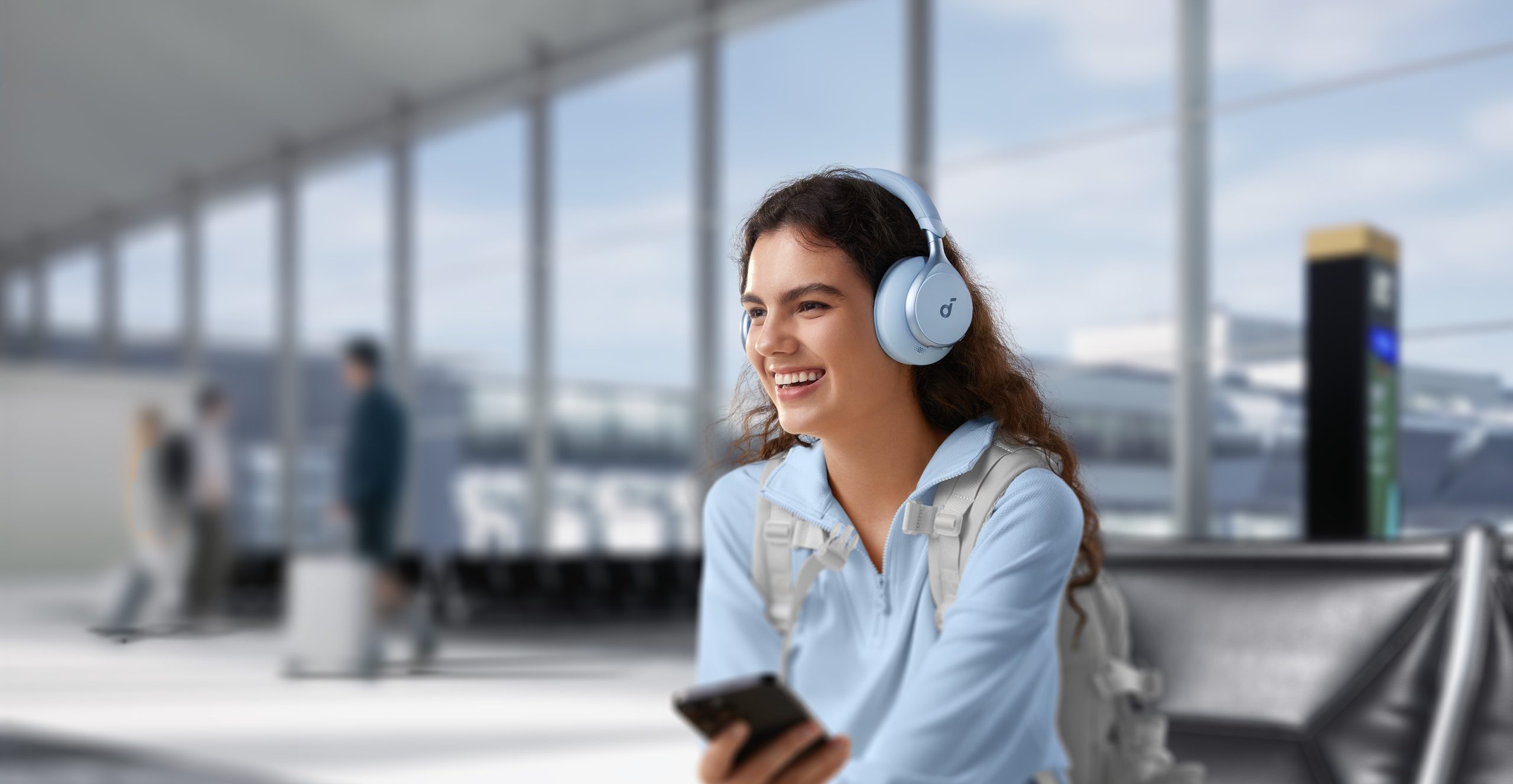 9_headband-a3035g31-soundcore-space-one-b2b-evropa-iskljuceni-uk-plug-plava-iteracija-200238